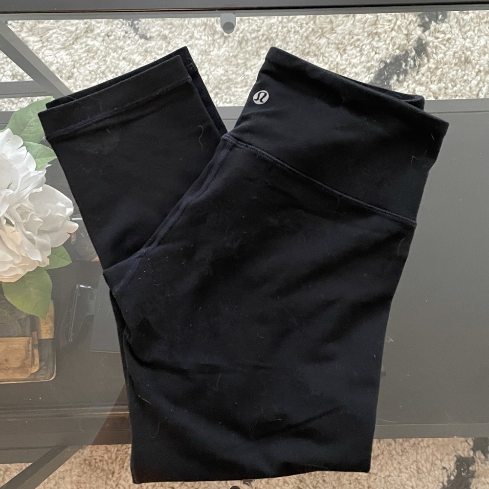 Lululemon crop size 4